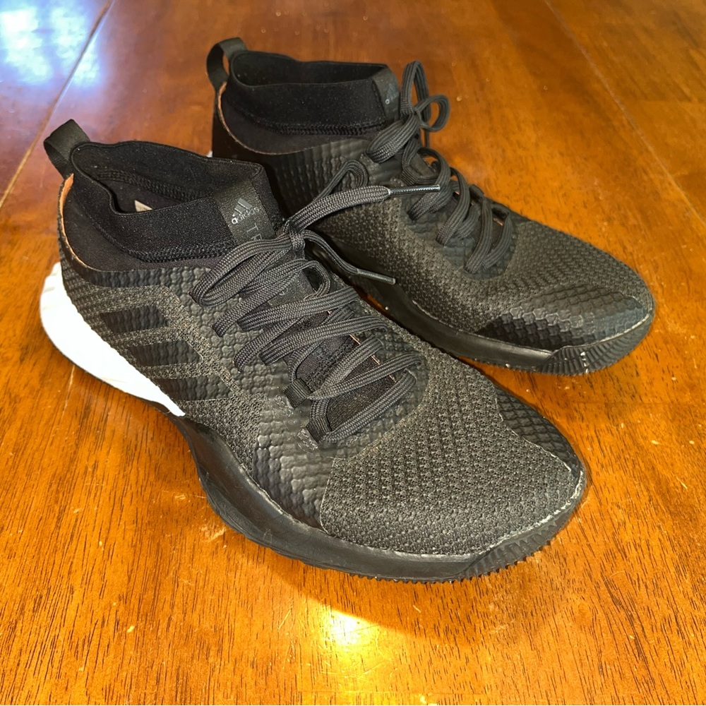 aAdidas Crazytrain Pro 3.0 Black White Women’s Size 8